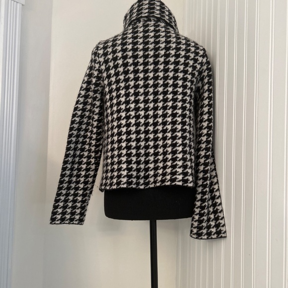 Herringbone Chanel Style Wool Blend Sweater - Picture 2 of 5